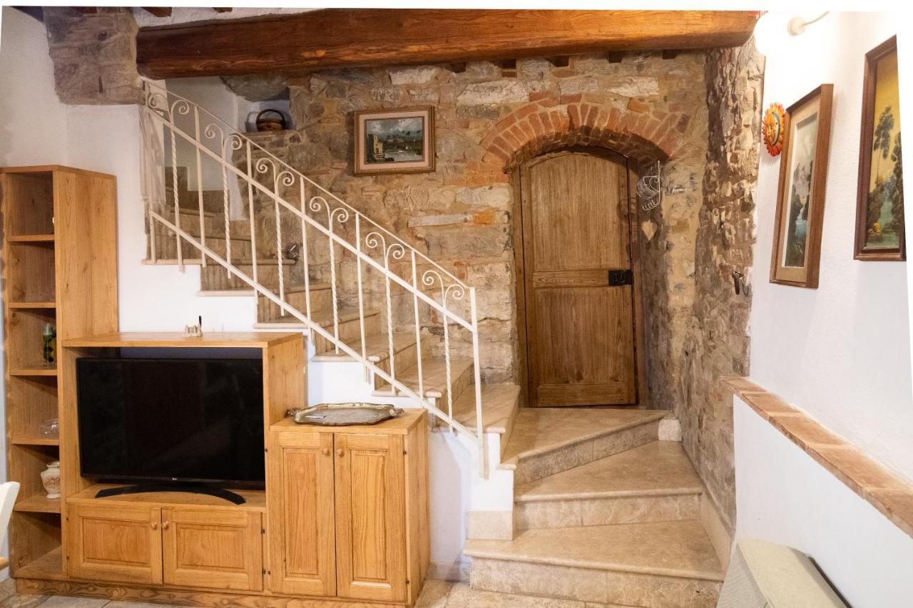 La Casetta Nel Borgo Castelnuovo di Val di Cecina Dış mekan fotoğraf