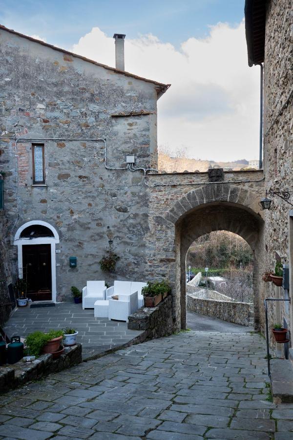 La Casetta Nel Borgo Castelnuovo di Val di Cecina Dış mekan fotoğraf